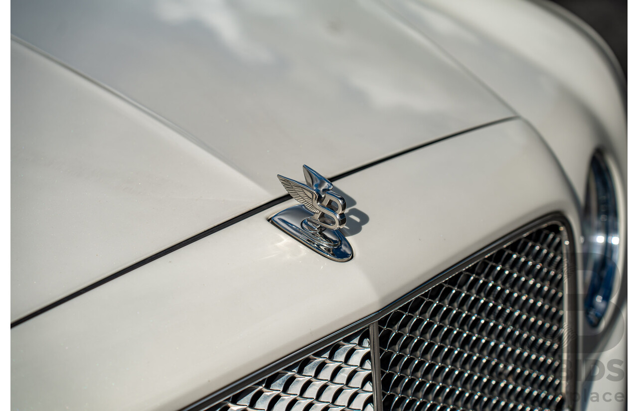 08/2013 Bentley Mulsanne (Mulliner & Premiere Specification) 3Y 4d Sedan Ghost Pearl White Twin Turbo V8 6.8L