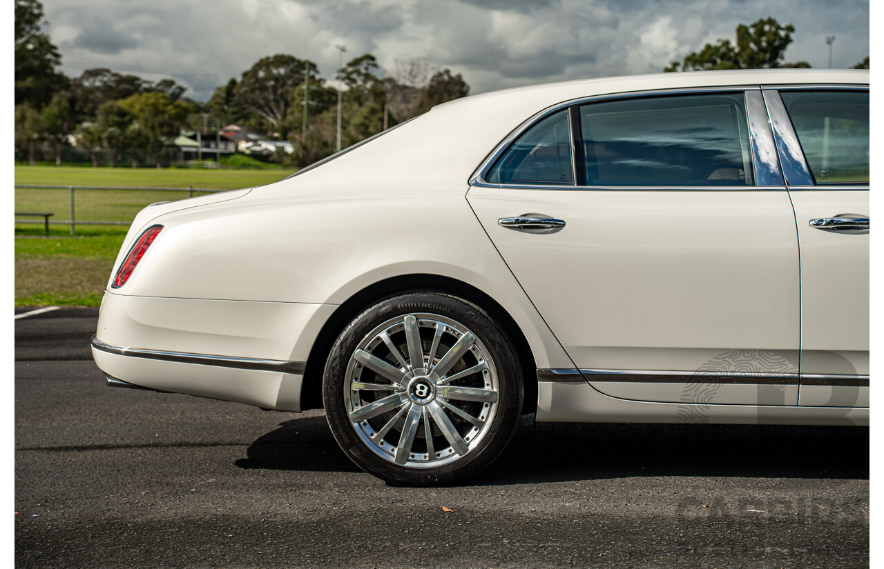08/2013 Bentley Mulsanne (Mulliner & Premiere Specification) 3Y 4d Sedan Ghost Pearl White Twin Turbo V8 6.8L