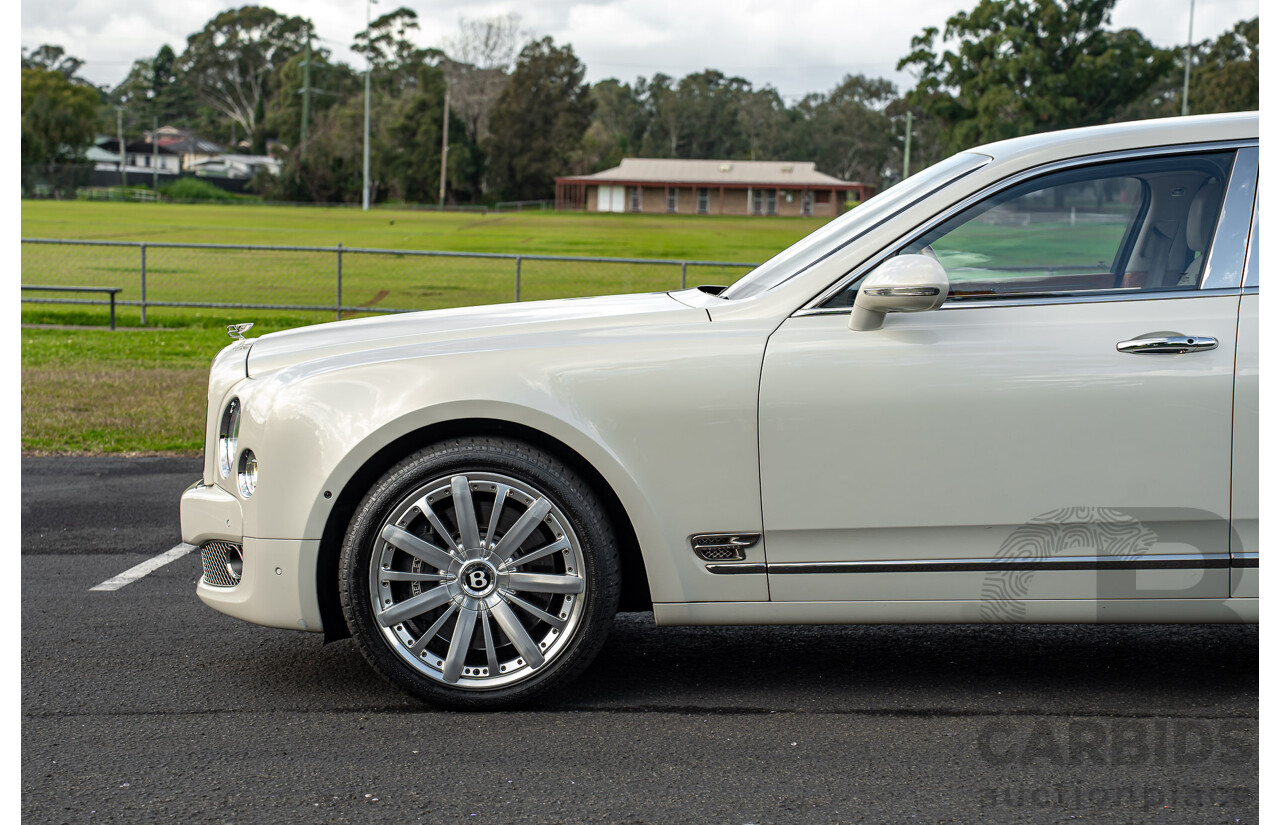 08/2013 Bentley Mulsanne (Mulliner & Premiere Specification) 3Y 4d Sedan Ghost Pearl White Twin Turbo V8 6.8L