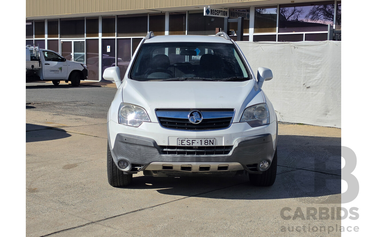 11/2010 Holden Captiva 5  CG MY10 4d Wagon White 2.4L