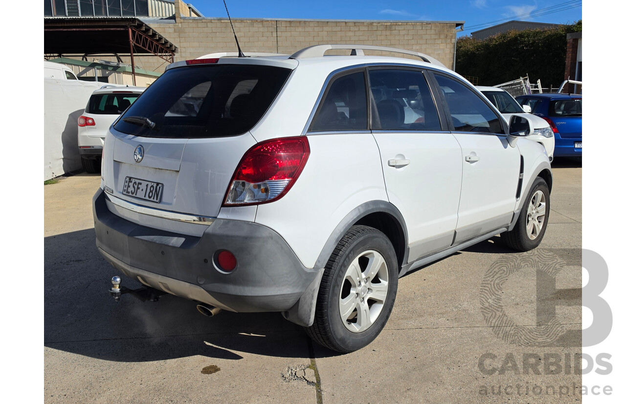 11/2010 Holden Captiva 5  CG MY10 4d Wagon White 2.4L