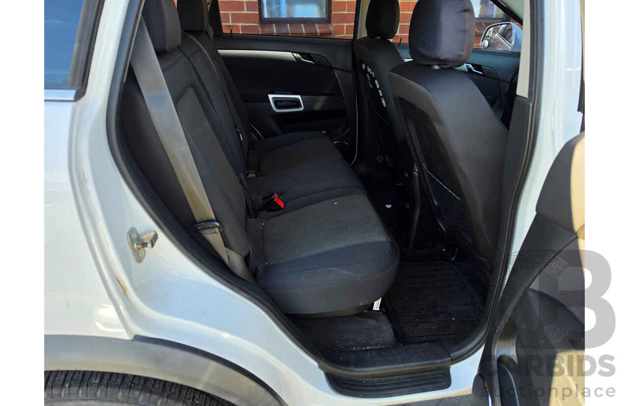 11/2010 Holden Captiva 5  CG MY10 4d Wagon White 2.4L
