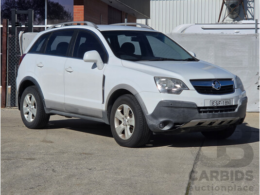 11/2010 Holden Captiva 5  CG MY10 4d Wagon White 2.4L