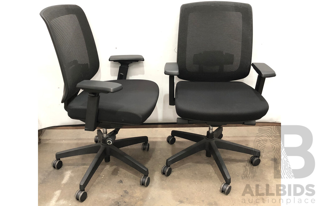 Six Electric Height Adjustable Sit to Stand Desks and Four Gaslift Chairs