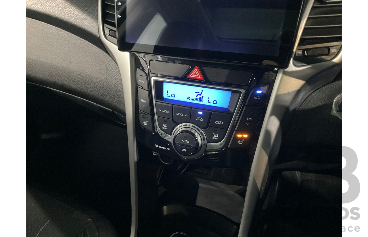 10/2012 Hyundai I30 Premium GD 5D Hatchback Silver 1.8L