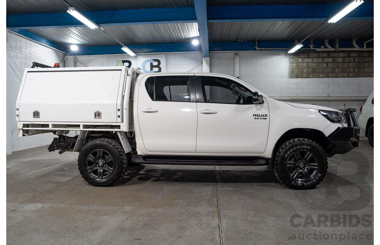 12/2022 Toyota Hilux SR (4x4) GUN126R Double C/Chas White Turbo Diesel 2.8L