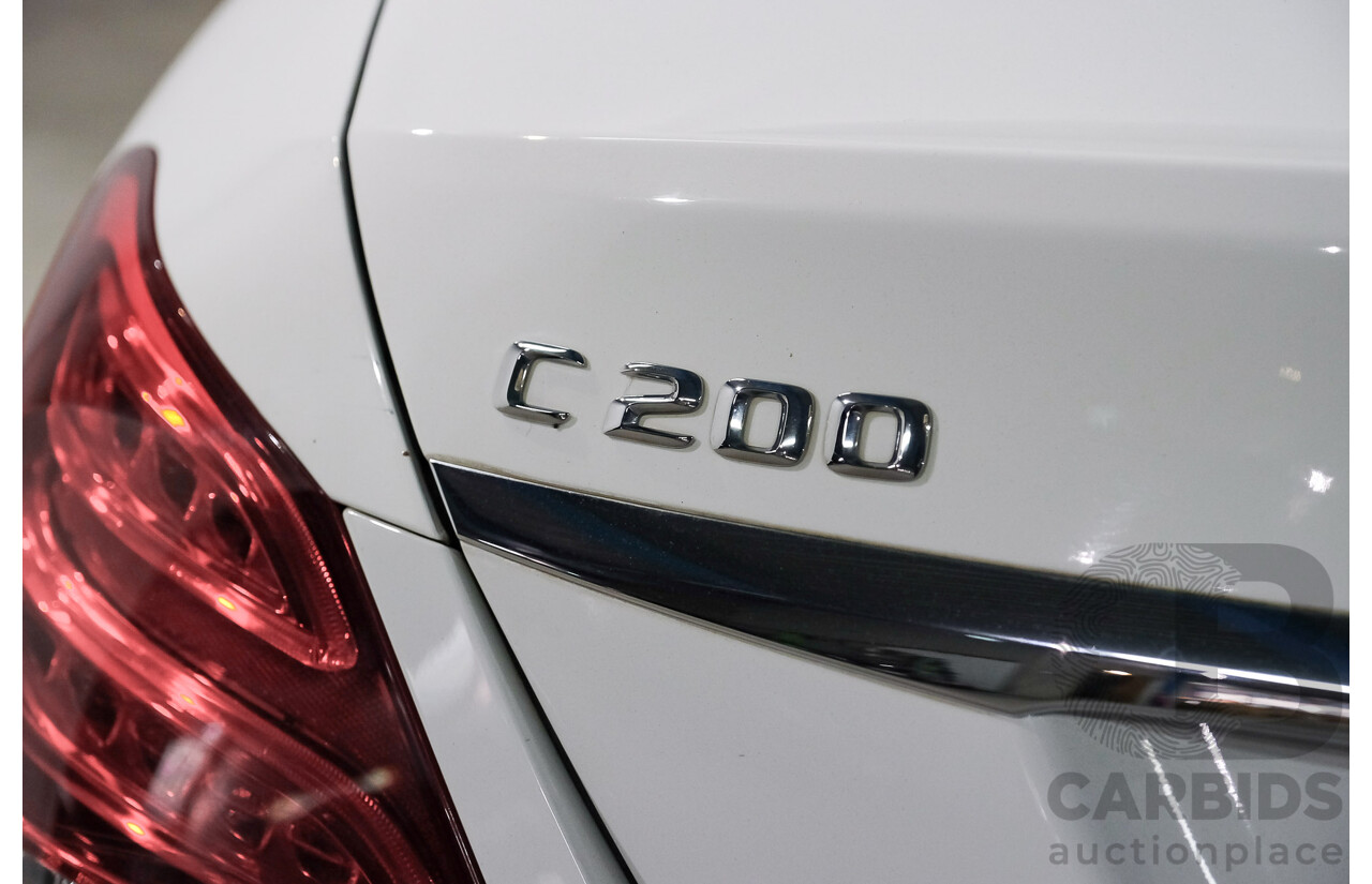 04/2015 Mercedes-Benz C200 (RWD) 205 4d Sedan White Turbo 2.0L