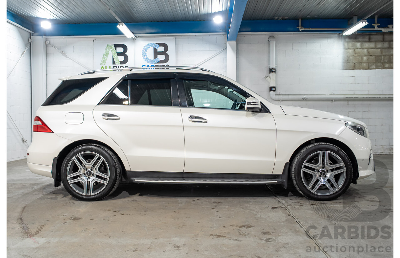 09/2013 Mercedes-Benz ML350CDI Bluetec (4x4)166 4d Wagon White Turbo Diesel 3.0L