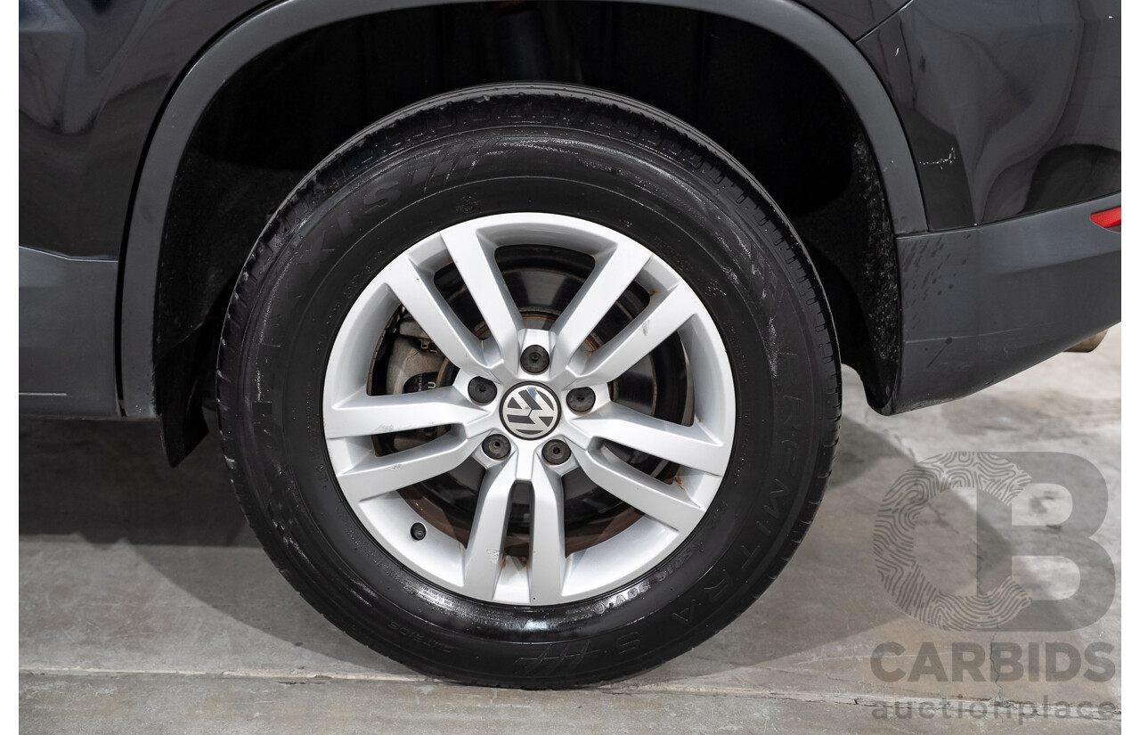 03/2016 Volkswagen Tiguan 118 TSI 5NC MY16 4D Wagon Deep Pearl Black Metallic Twincharged 1.4L