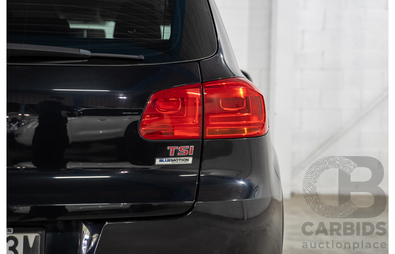 03/2016 Volkswagen Tiguan 118 TSI 5NC MY16 4D Wagon Deep Pearl Black Metallic Twincharged 1.4L