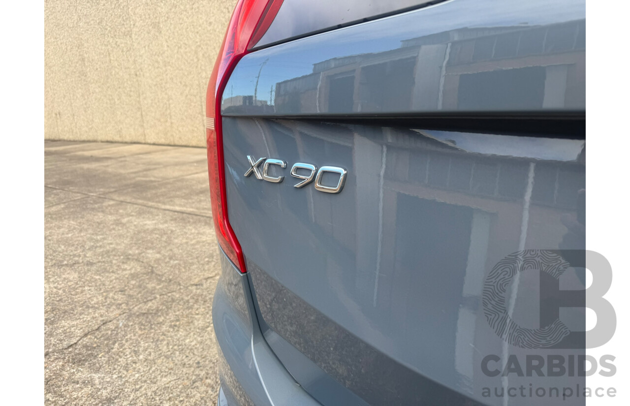 01/2021 Volvo XC90 D5 Momentum (AWD) 256 MY21 4d Wagon Thunder Grey Twin-turbo Diesel 2.0L 7 seat