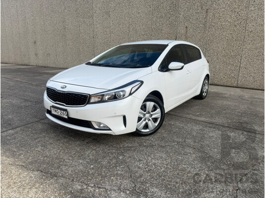 4/2018 Kia Cerato S YD MY18 5d Hatchback White 2.0L