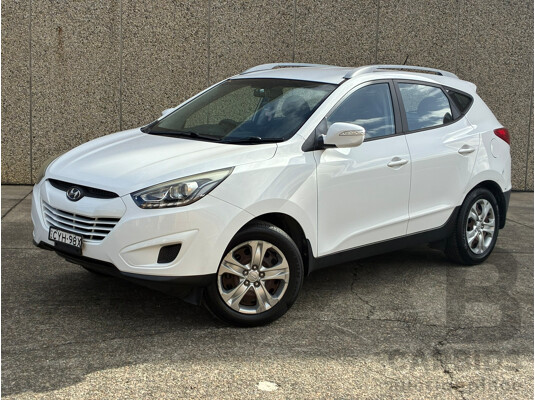 3/2015 Hyundai Ix35 Active LM Series II 4d Wagon White 2.0L