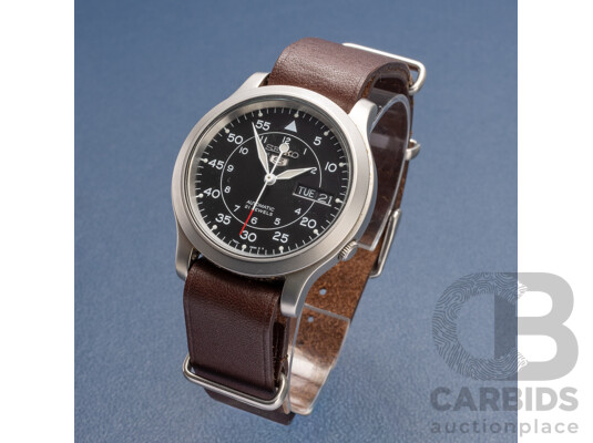 Seiko 5 Black Dial Military Style Automatic Wristwatch - 7S26-02J0