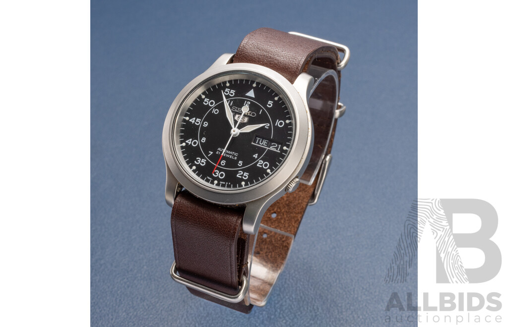 Seiko 5 Black Dial Military Style Automatic Wristwatch - 7S26-02J0