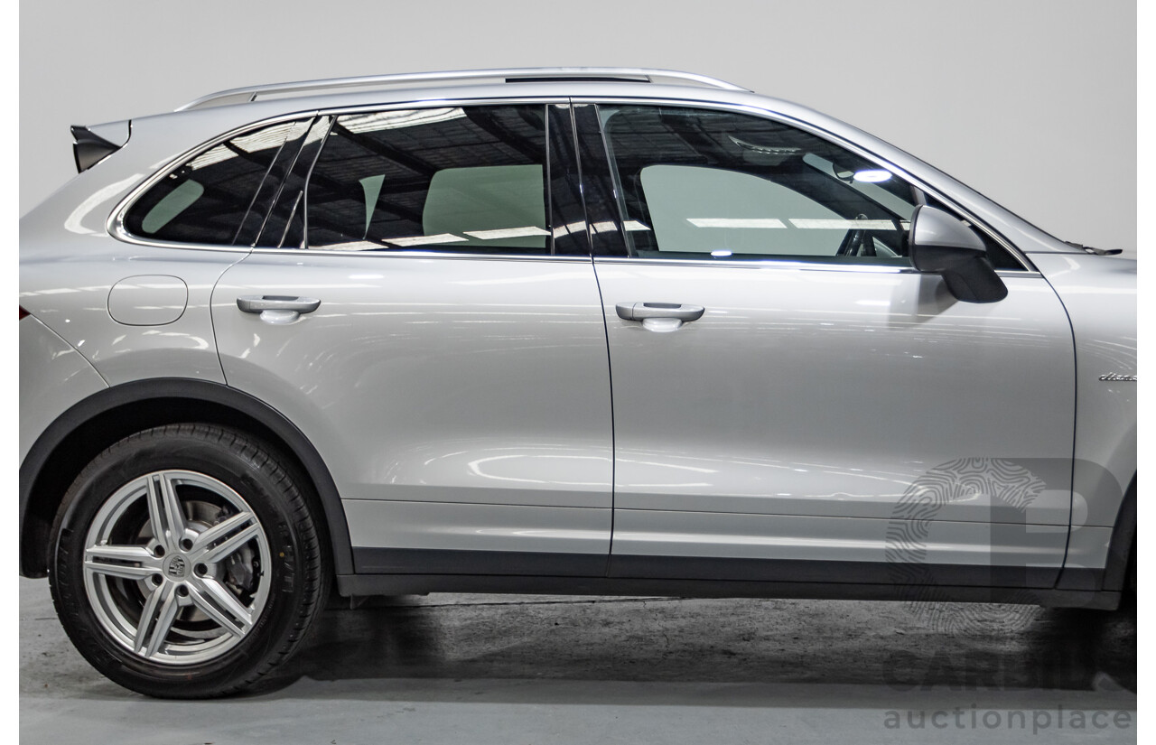 1/2014 Porsche Cayenne Diesel (AWD) Series 2 MY14 4d Wagon Classic Silver Metallic Turbo Diesel V6  3.0L
