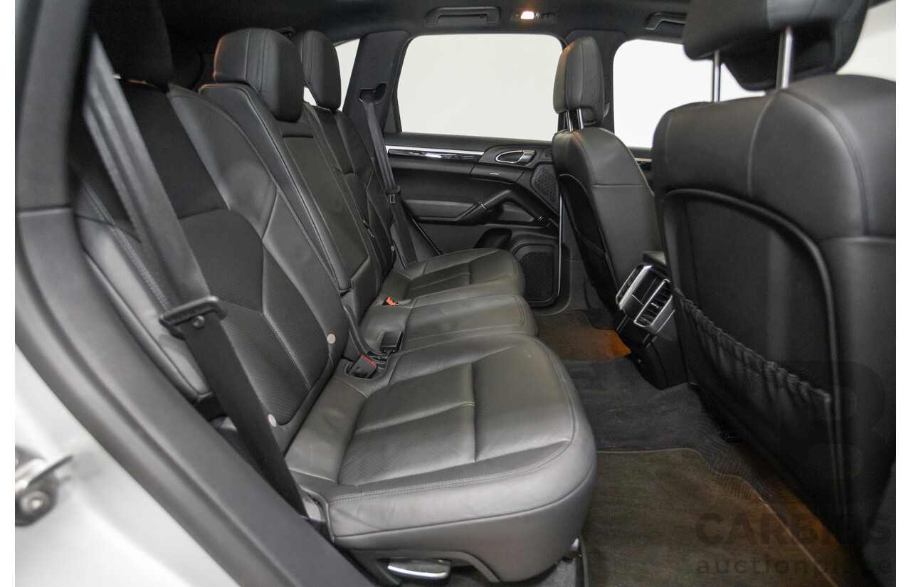 1/2014 Porsche Cayenne Diesel (AWD) Series 2 MY14 4d Wagon Classic Silver Metallic Turbo Diesel V6  3.0L