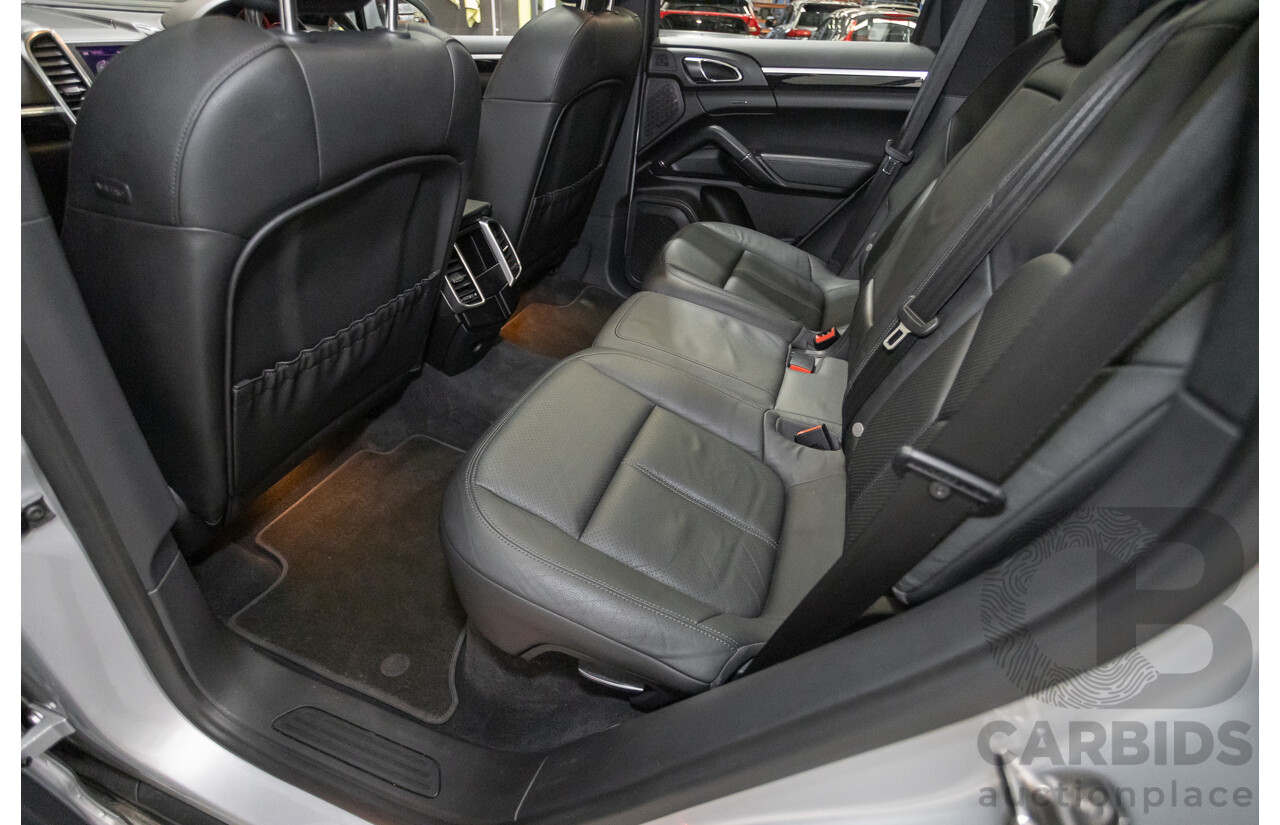 1/2014 Porsche Cayenne Diesel (AWD) Series 2 MY14 4d Wagon Classic Silver Metallic Turbo Diesel V6  3.0L