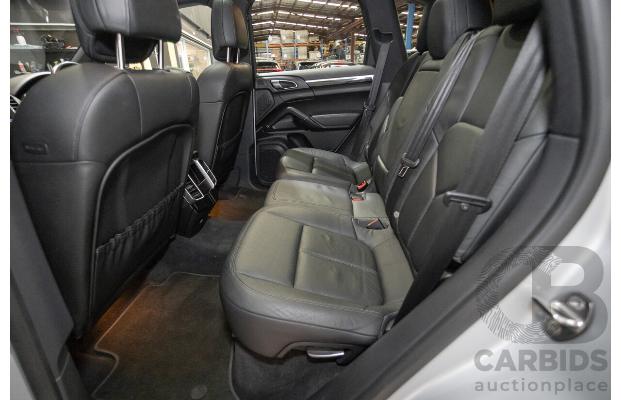 1/2014 Porsche Cayenne Diesel (AWD) Series 2 MY14 4d Wagon Classic Silver Metallic Turbo Diesel V6  3.0L