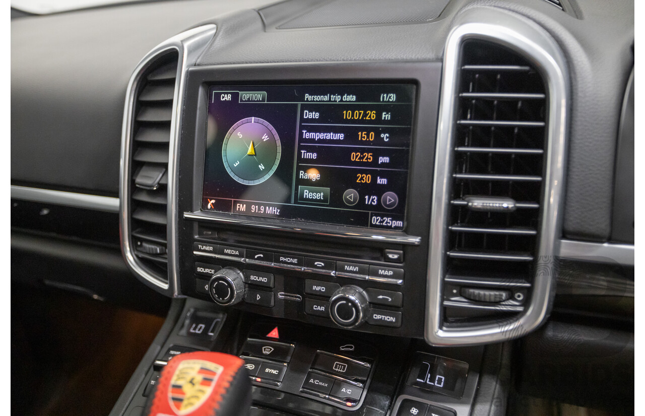 1/2014 Porsche Cayenne Diesel (AWD) Series 2 MY14 4d Wagon Classic Silver Metallic Turbo Diesel V6  3.0L