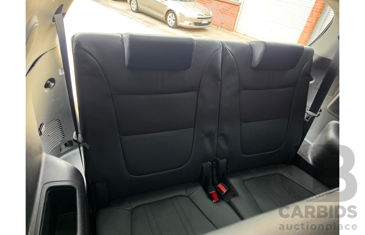 10/2012 Kia Sorento Platinum (4x4) XM MY13 4d Wagon Blue Turbo Diesel 2.2L - 7 Seats