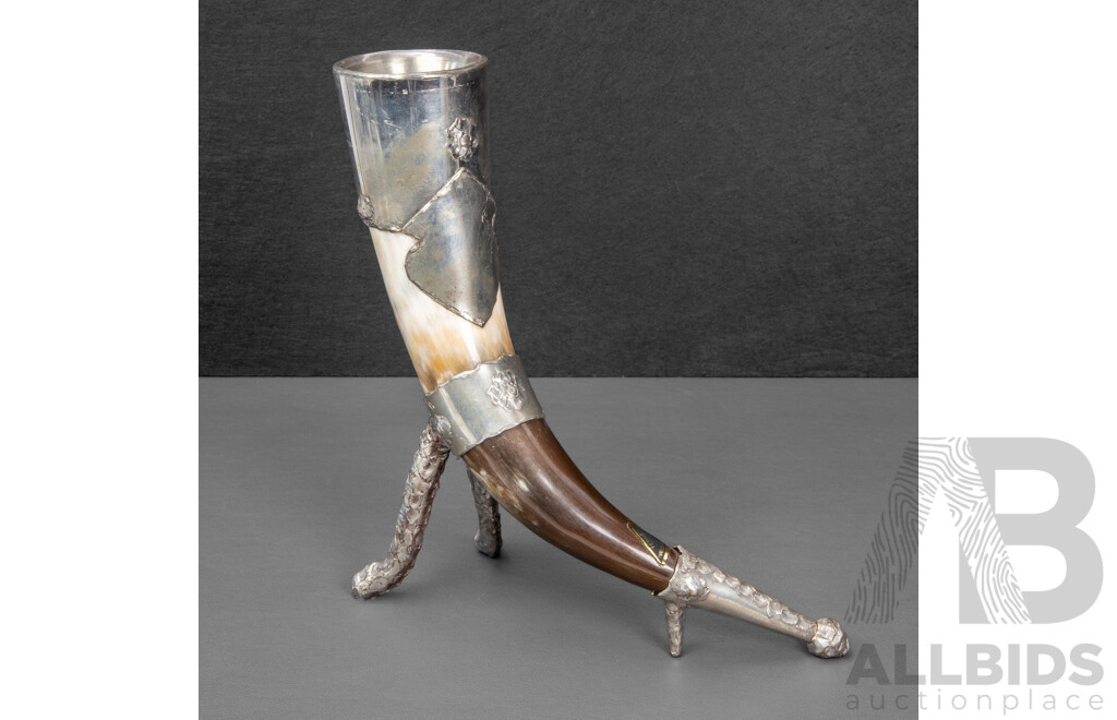 Vintage Horn Drinking Vessel with Horn Whistle