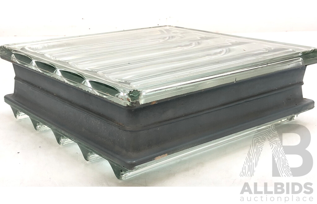 Seves Glassblock Neutro Doric Q30 Metallised Glass Blocks - 9.7 Square Meters - Brand New - ORP $14,000