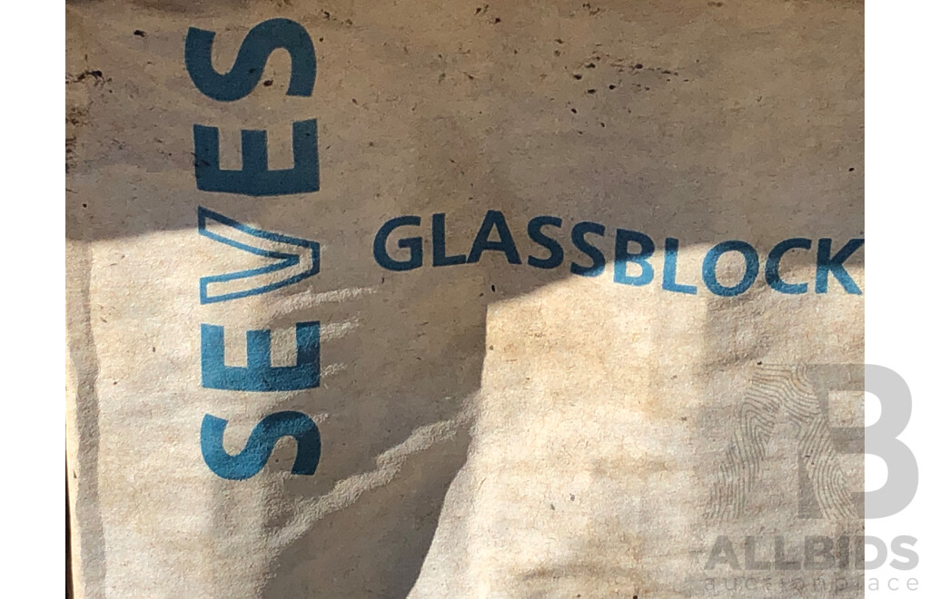 Seves Glassblock Neutro Doric Q30 Metallised Glass Blocks - 9.7 Square Meters - Brand New - ORP $14,000