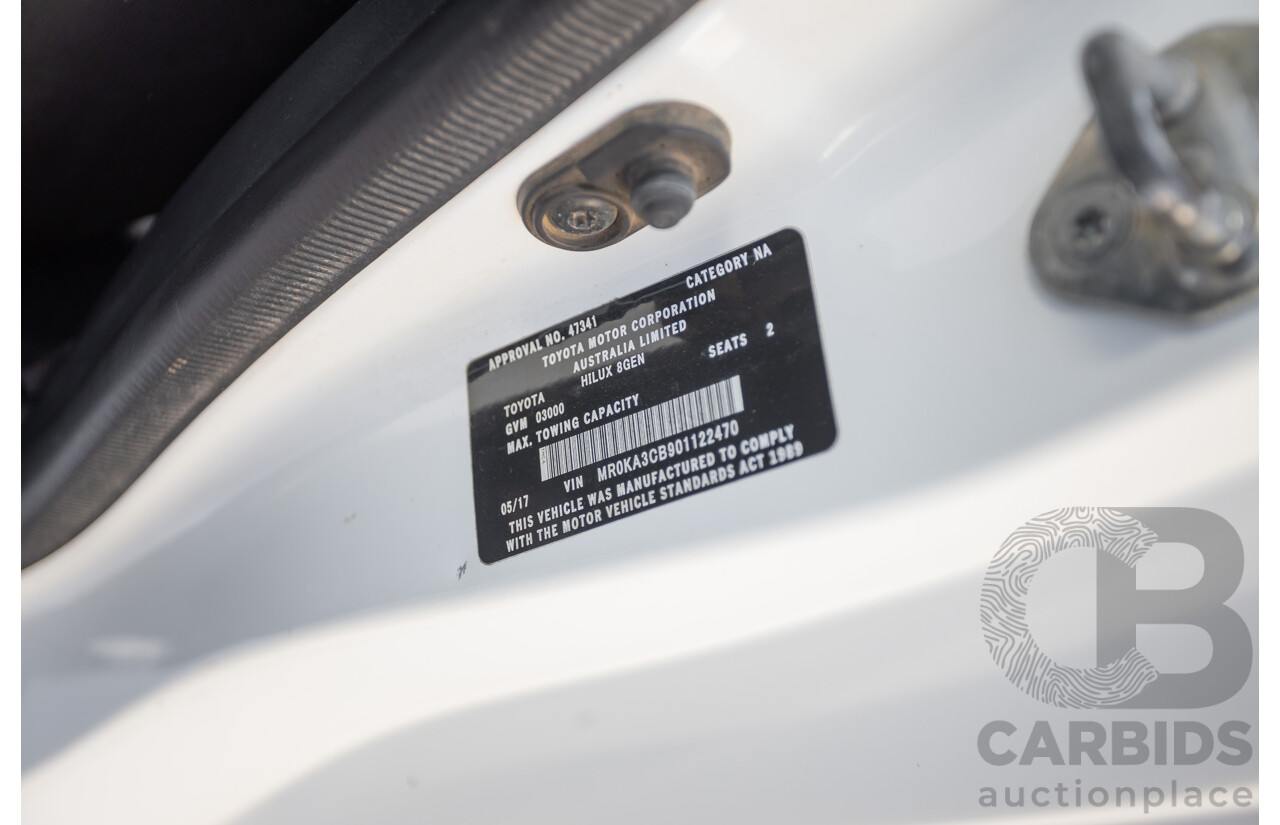 5/2017 Toyota Hilux SR (4x4) GUN126R C/Chas Glacier White Turbo Diesel 2.8L