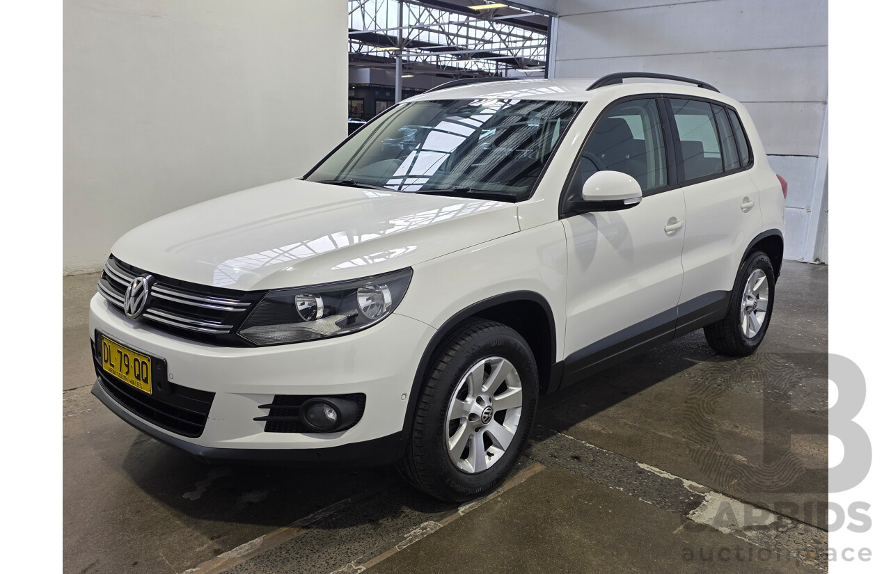 03/2013 Volkswagen Tiguan 103 TDI (AWD) 5NC MY13.5 Candy White Turbo Diesel 2.0L