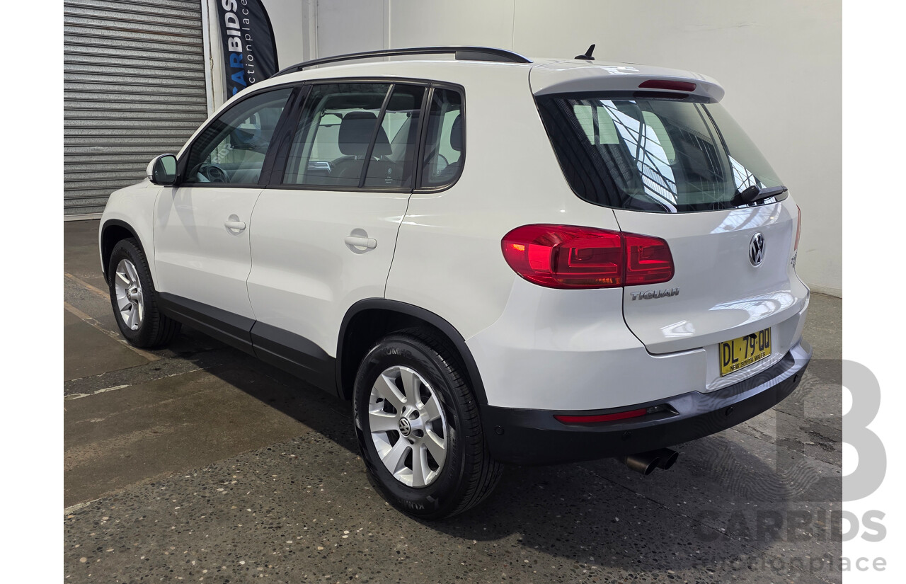 03/2013 Volkswagen Tiguan 103 TDI (AWD) 5NC MY13.5 Candy White Turbo Diesel 2.0L