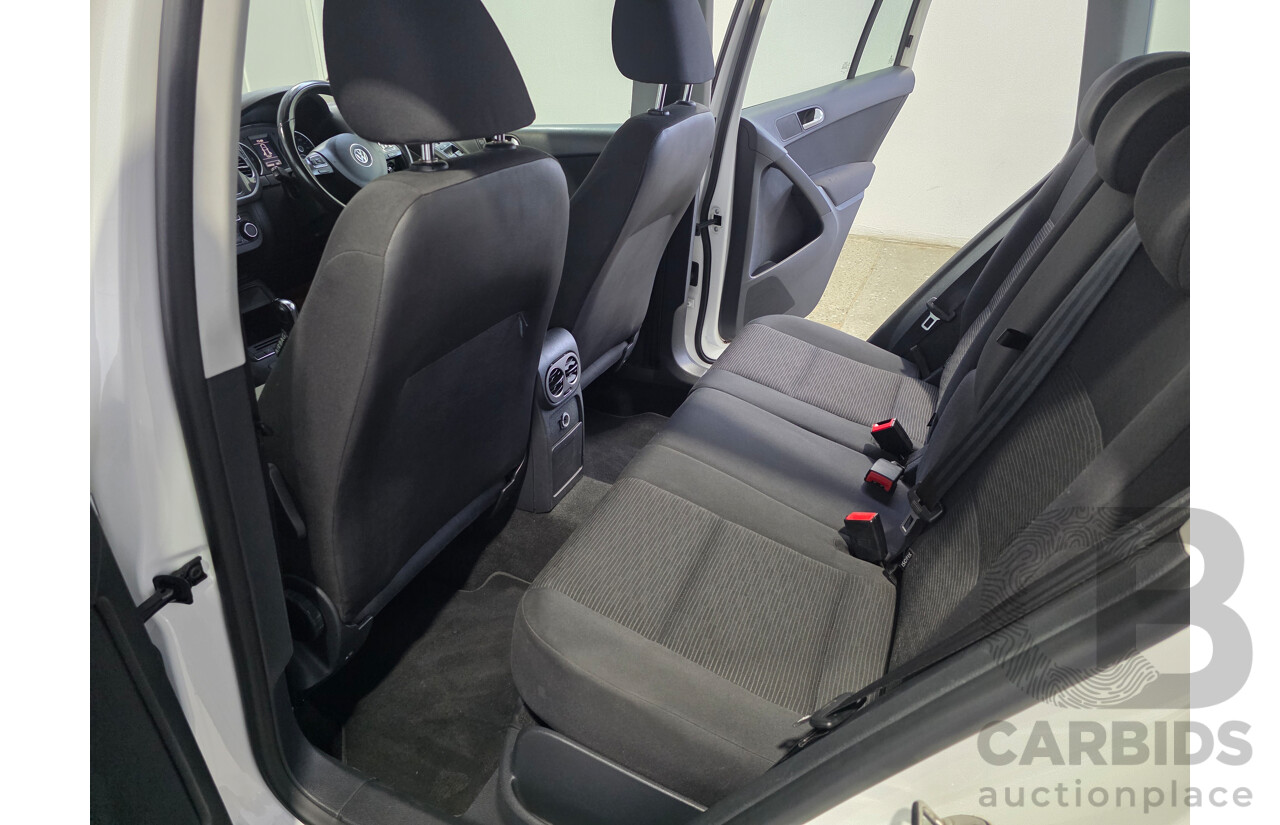03/2013 Volkswagen Tiguan 103 TDI (AWD) 5NC MY13.5 Candy White Turbo Diesel 2.0L
