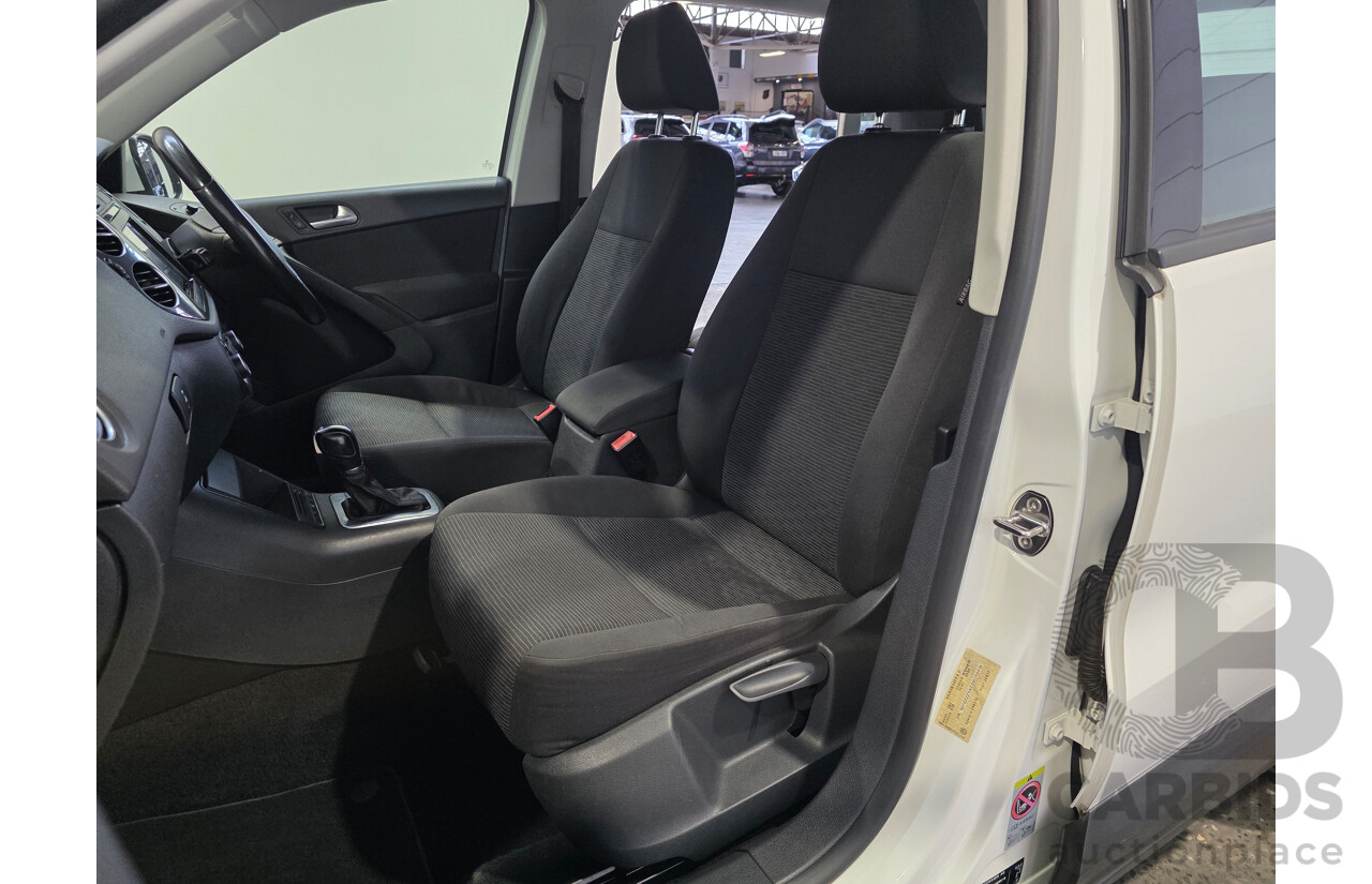 03/2013 Volkswagen Tiguan 103 TDI (AWD) 5NC MY13.5 Candy White Turbo Diesel 2.0L