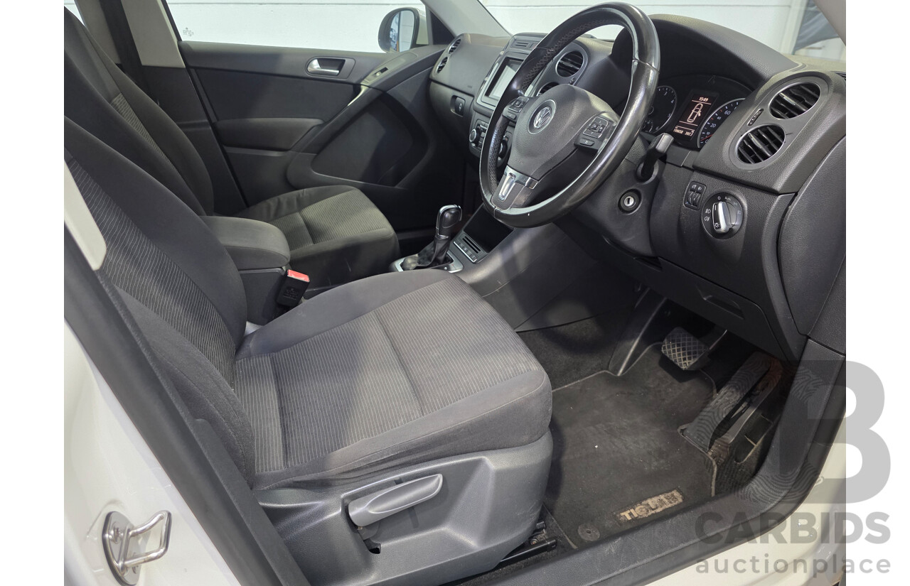 03/2013 Volkswagen Tiguan 103 TDI (AWD) 5NC MY13.5 Candy White Turbo Diesel 2.0L