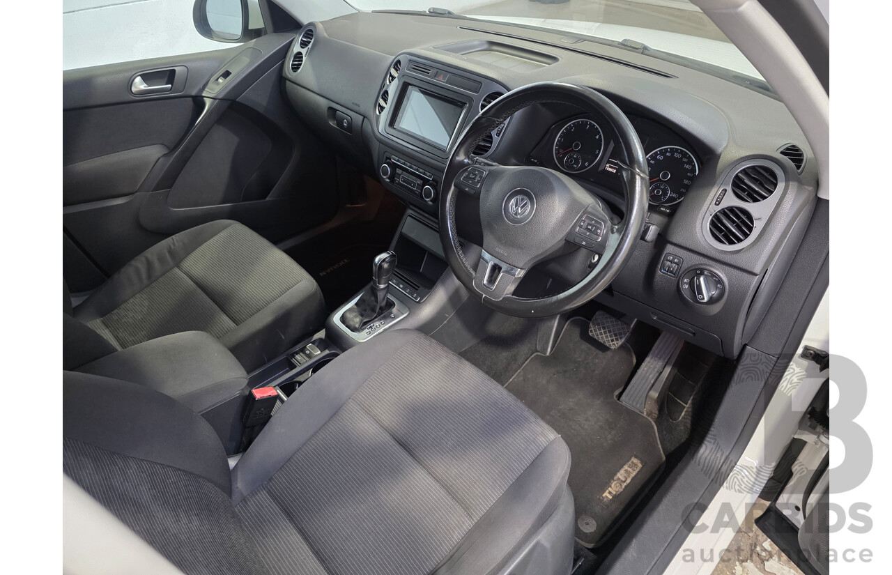 03/2013 Volkswagen Tiguan 103 TDI (AWD) 5NC MY13.5 Candy White Turbo Diesel 2.0L