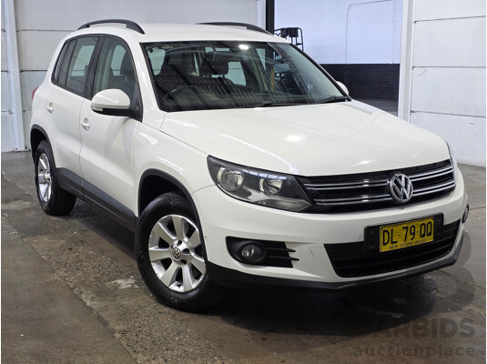 03/2013 Volkswagen Tiguan 103 TDI (AWD) 5NC MY13.5 Candy White Turbo Diesel 2.0L
