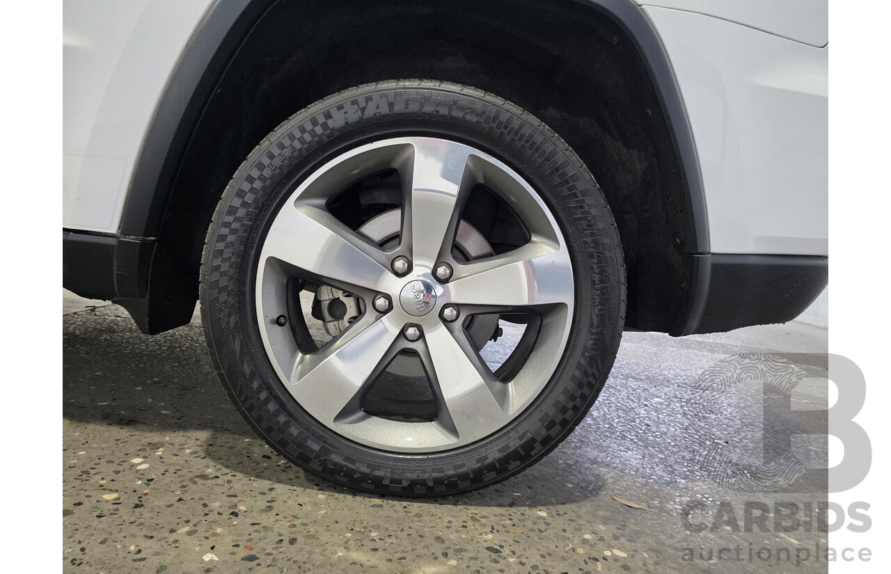02/2016 Jeep Grand Cherokee Limited (4x4) WK MY15 Bright White Turbo Diesel 3.0L