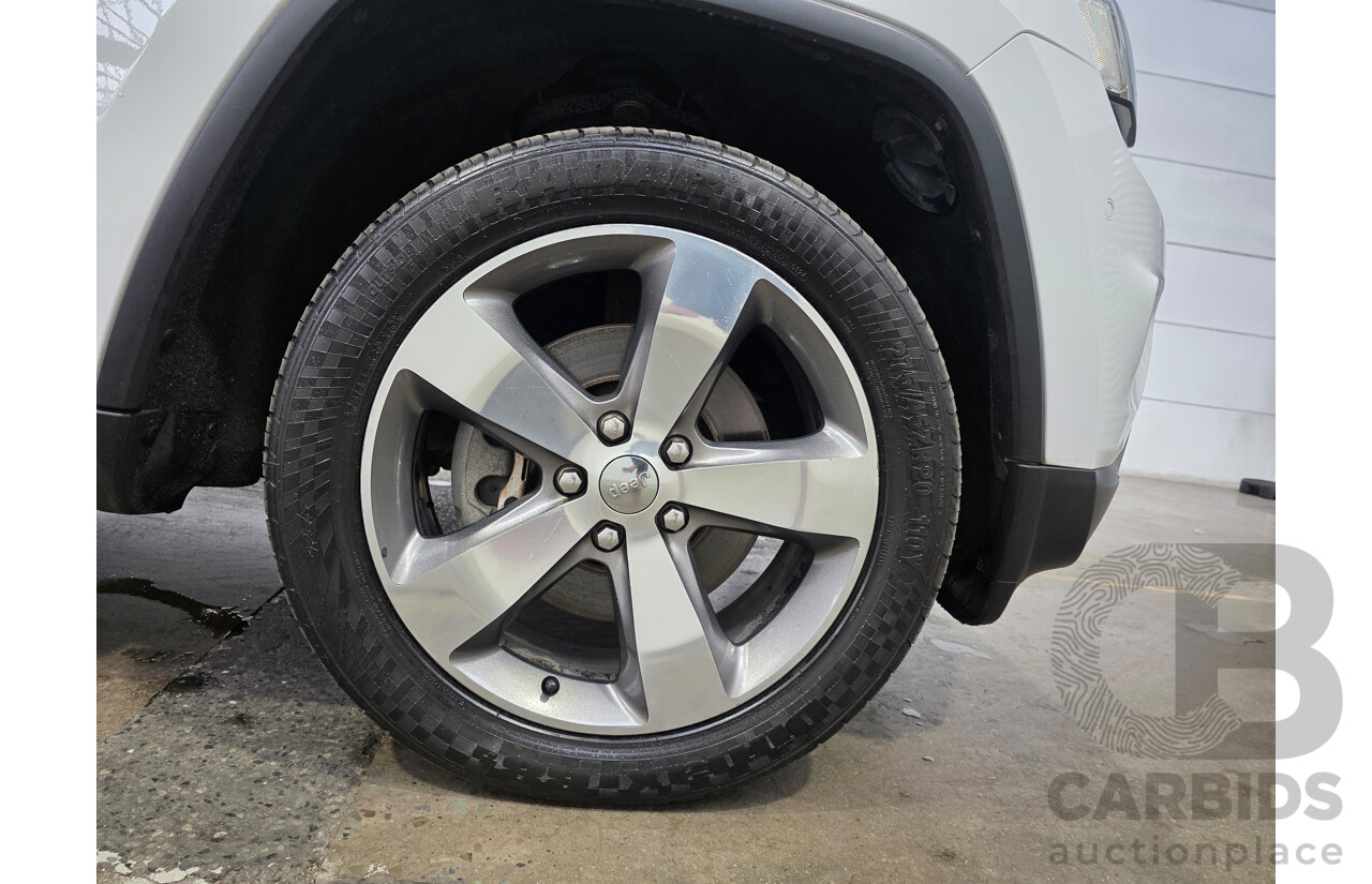 02/2016 Jeep Grand Cherokee Limited (4x4) WK MY15 Bright White Turbo Diesel 3.0L