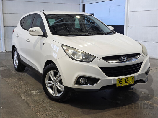 09/2013 Hyundai Ix35 SE LM MY13 4D Wagon Polar White 2.0L