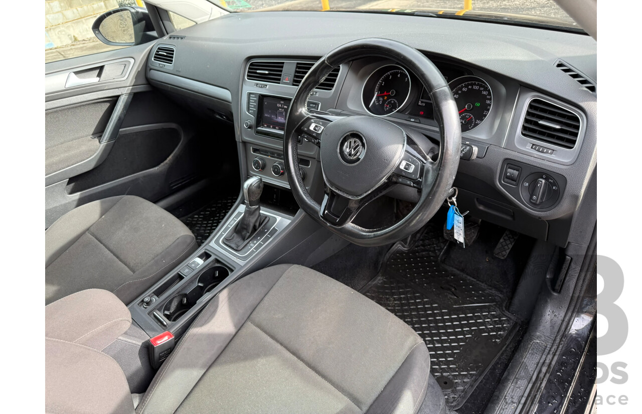06/2014 Volkswagen Golf 90 TSI FWD AU MY14 5D Hatchback Deep Black Pearlescent 1.4L