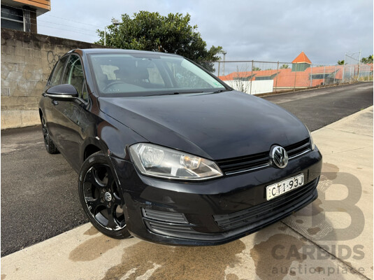 06/2014 Volkswagen Golf 90 TSI FWD AU MY14 5D Hatchback Deep Black Pearlescent 1.4L