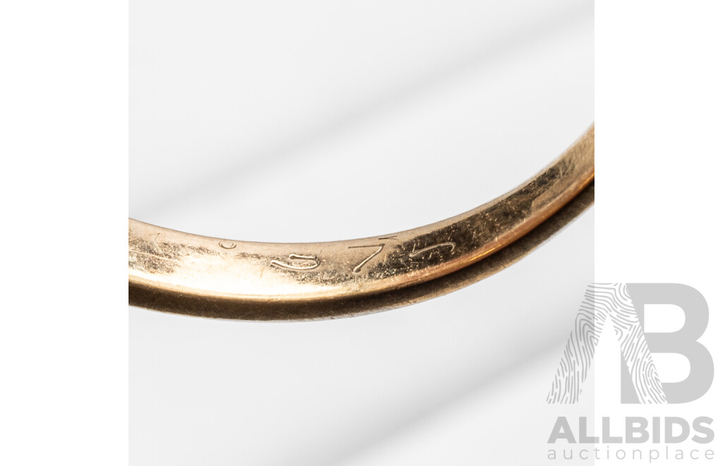 9ct Yellow Gold Horseshoe Ring with Diamond - Size O.5