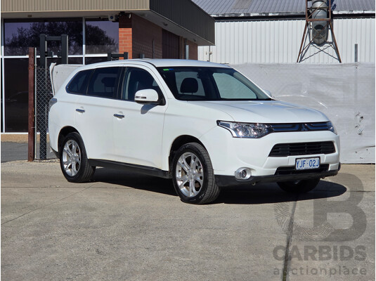 11/2012 Mitsubishi Outlander Aspire (4x4) ZJ 4d Wagon White Turbo Diesel 2.3L