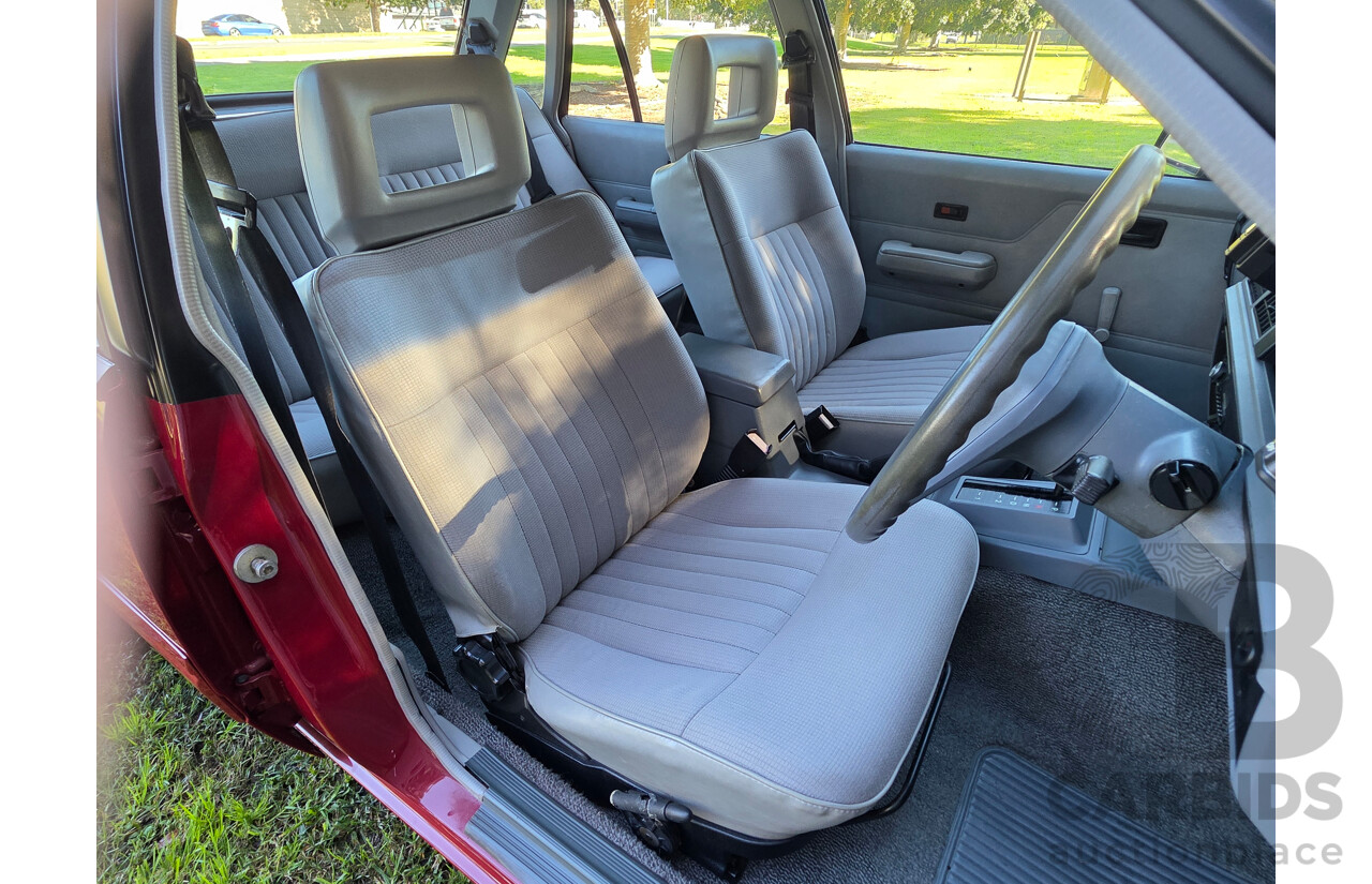 04/1987 Holden VL Commodore Executive 4d Sedan Burgundy V8 5.0L - Modified