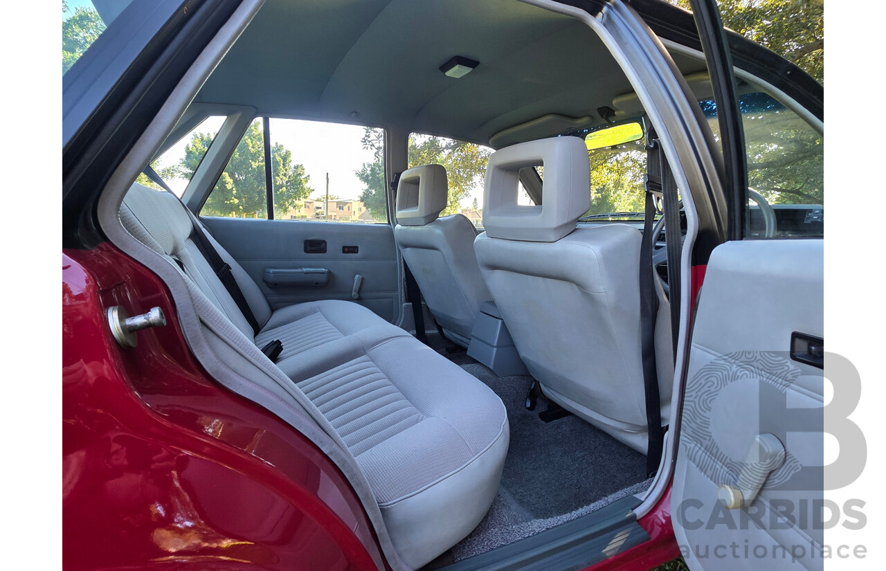 04/1987 Holden VL Commodore Executive 4d Sedan Burgundy V8 5.0L - Modified