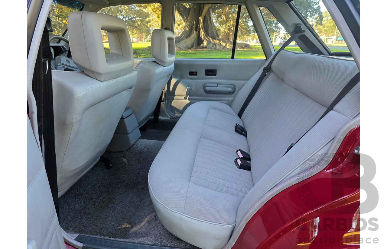 04/1987 Holden VL Commodore Executive 4d Sedan Burgundy V8 5.0L - Modified
