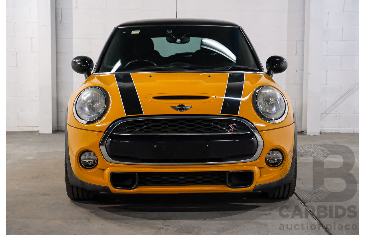 11/2015 Mini Cooper S F56 3D Hatchback Volcanic Orange / Midnight Black Turbo 2.0L