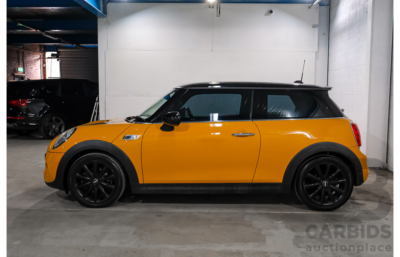 11/2015 Mini Cooper S F56 3D Hatchback Volcanic Orange / Midnight Black Turbo 2.0L