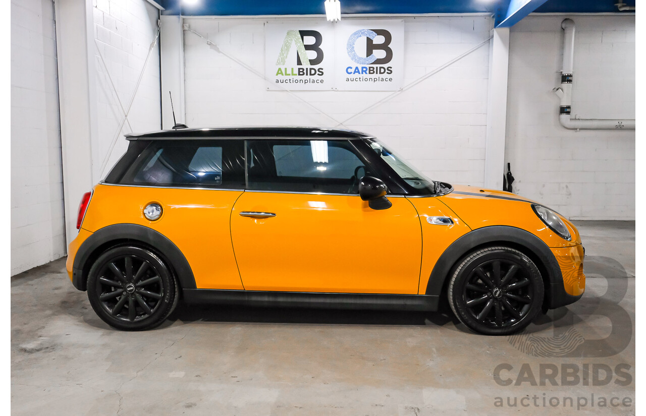 11/2015 Mini Cooper S F56 3D Hatchback Volcanic Orange / Midnight Black Turbo 2.0L