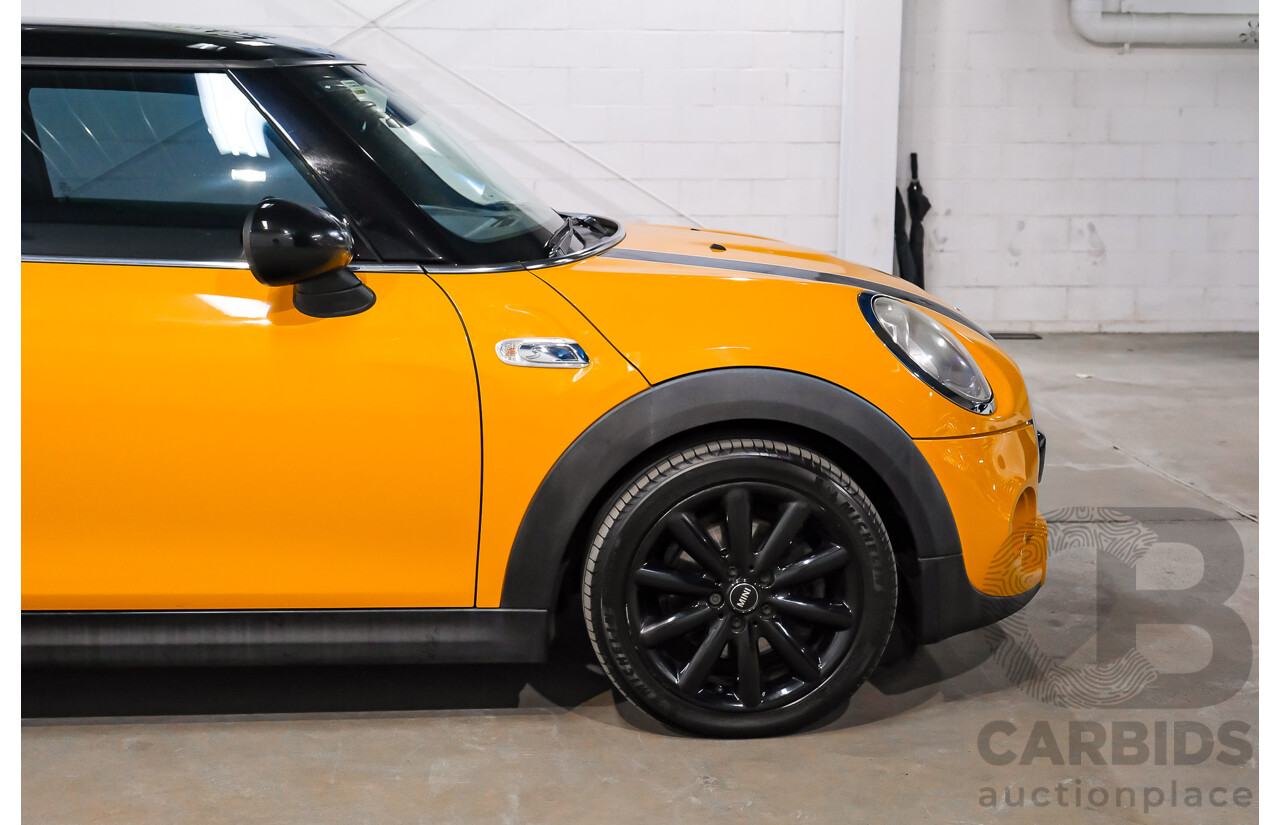 11/2015 Mini Cooper S F56 3D Hatchback Volcanic Orange / Midnight Black Turbo 2.0L